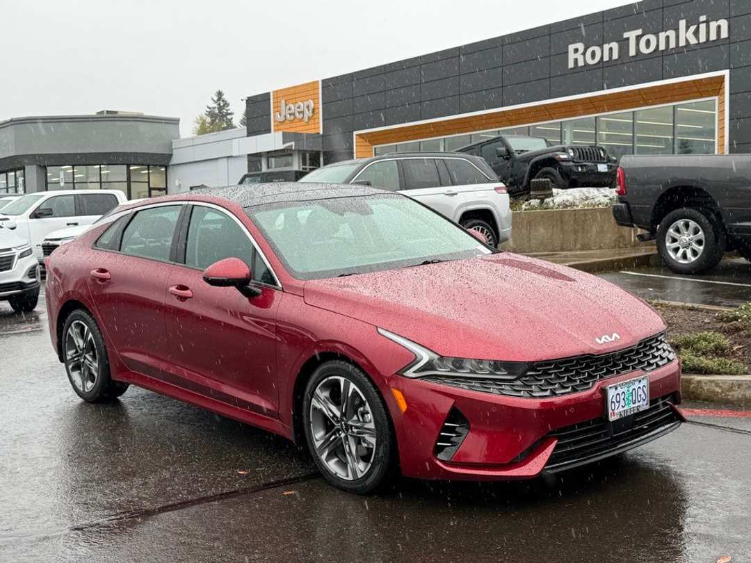 2022 Kia K5 EX - Image 2