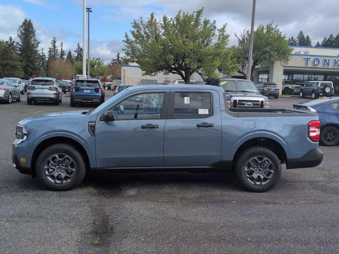 2026 Ford Maverick XLT - Image 2