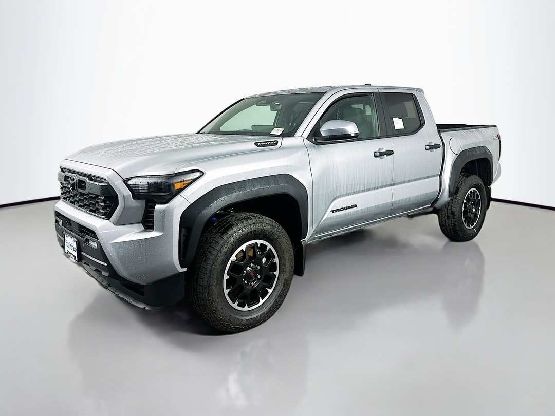 2025 Toyota Tacoma TRD Off Road - Image 3