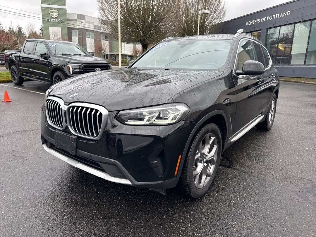 2024 BMW X3 xDrive30i - Image 3