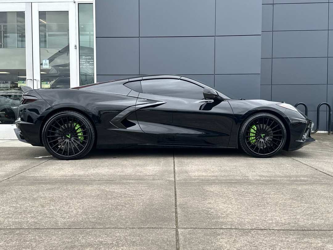2020 Chevrolet Corvette Stingray - Image 2
