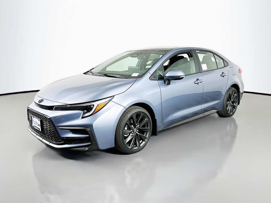 2026 Toyota Corolla SE - Image 3