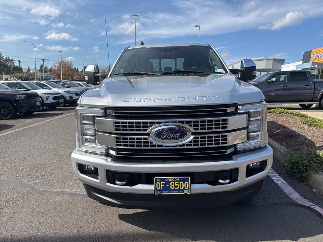 2019 Ford F-250Sd Platinum - Image 2