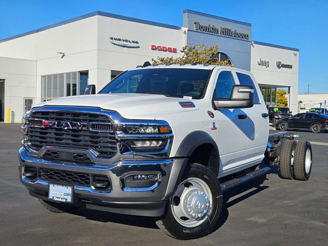 2026 Ram 5500Hd Tradesman - Image 2