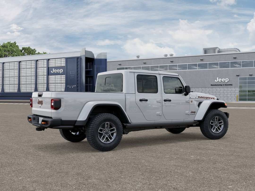 2026 Jeep Gladiator Mojave - Image 2