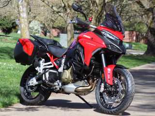 2022 Ducati Multistrada V4 S Travel & Radar