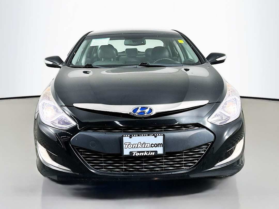 2013 Hyundai Sonata Limited - Image 3