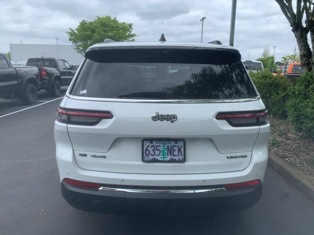 2021 Jeep Grand Cherokee L Limited - Image 3