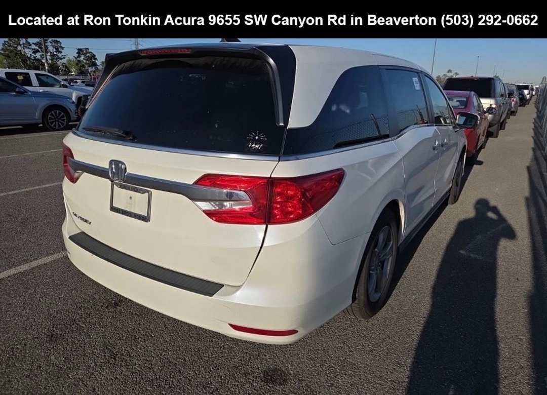 2018 Honda Odyssey EXL - Image 3