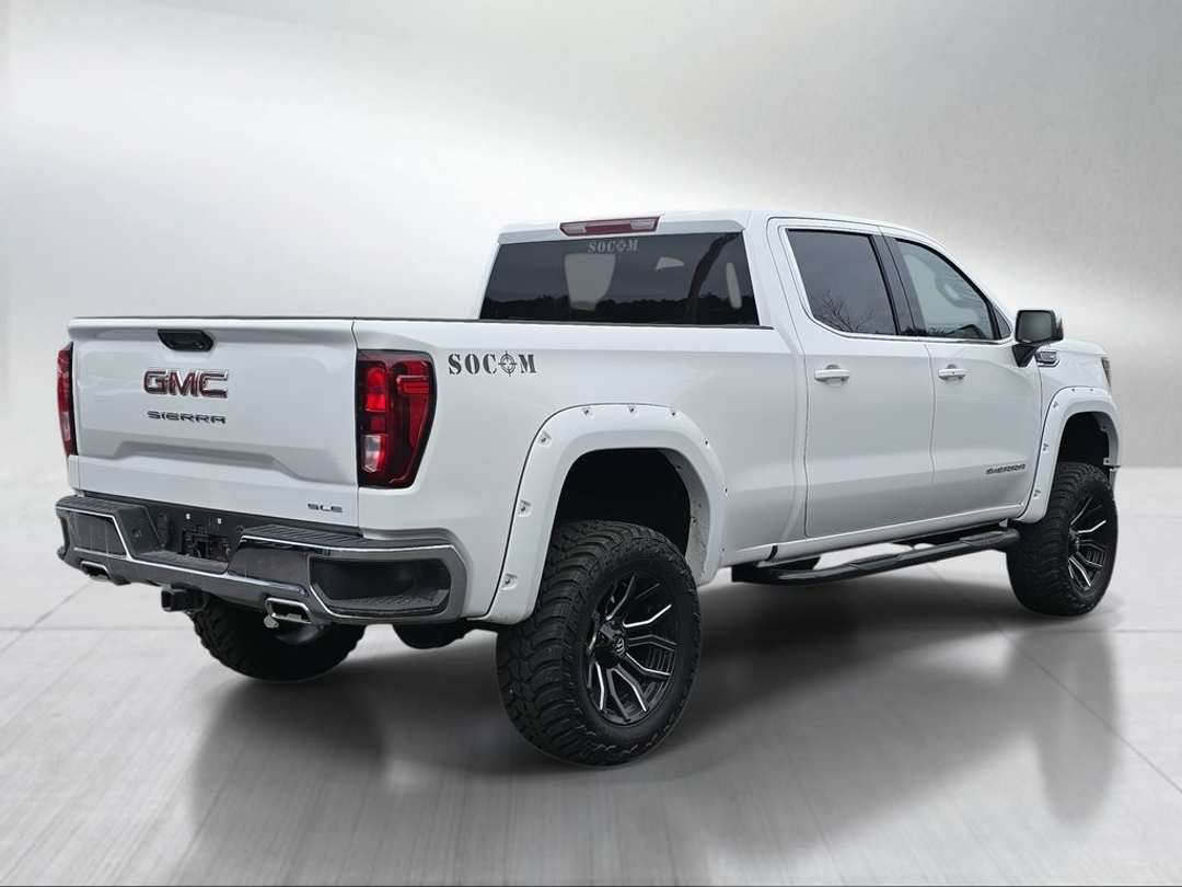 2024 GMC Sierra 1500 SLE - Image 3