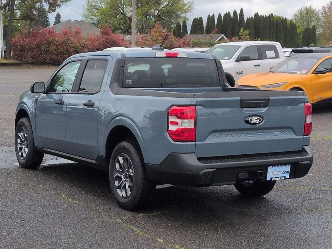 2026 Ford F-350Sd XLT - Image 3