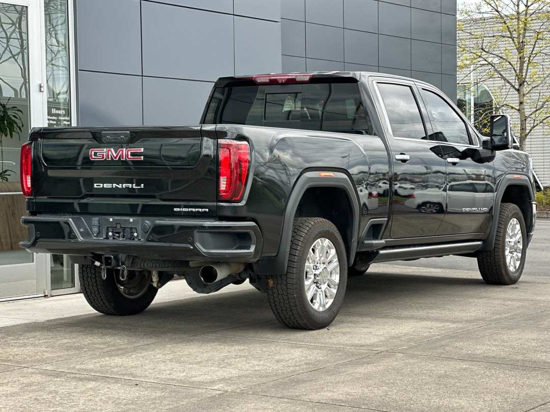 2022 GMC Sierra 3500Hd Denali - Image 3
