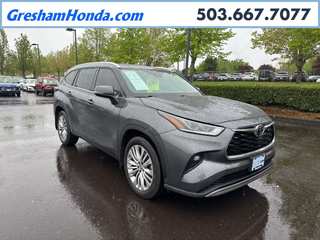 2022 Toyota Highlander Platinum