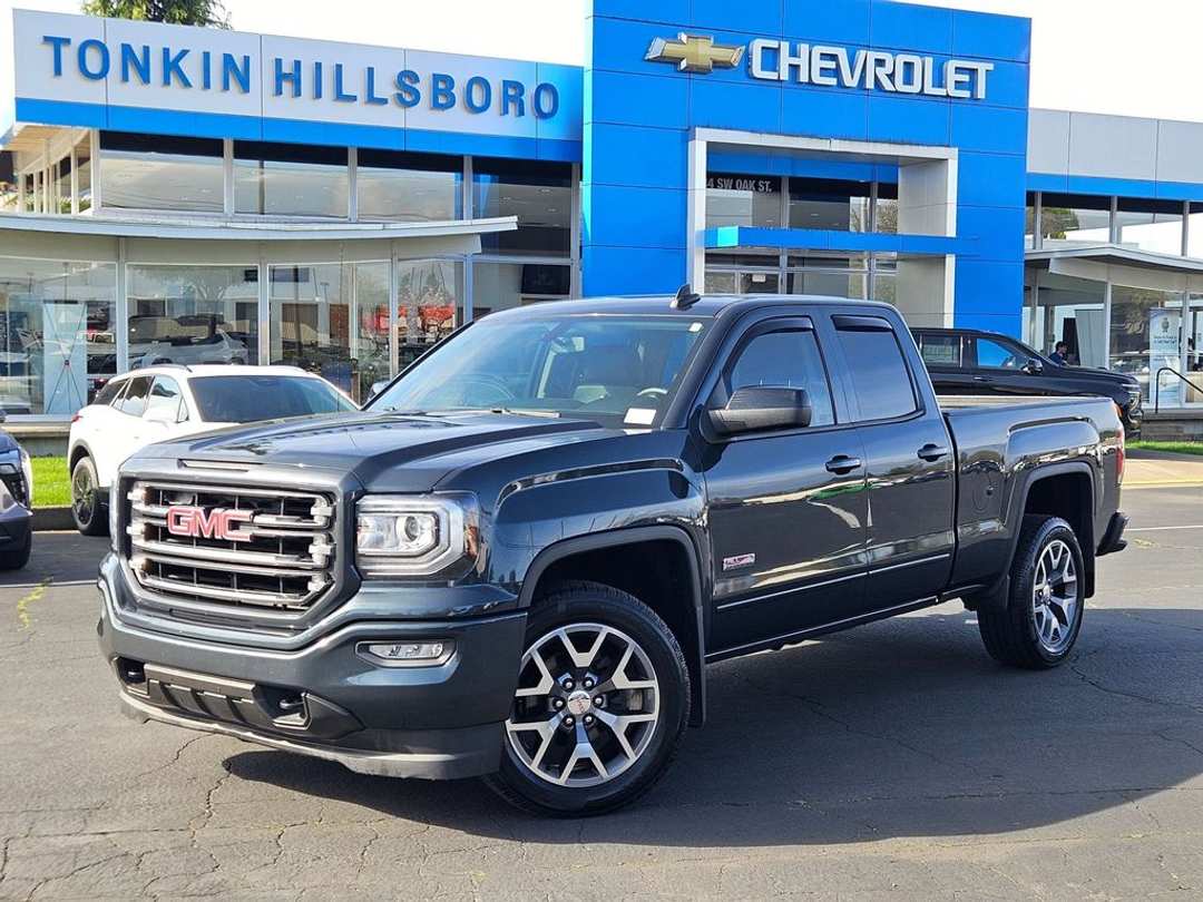 2017 GMC Sierra 1500 SLT - Image 2