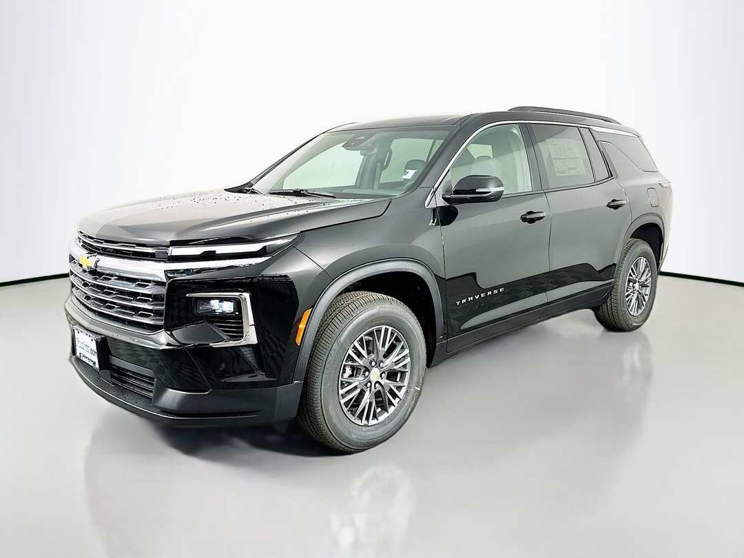 2026 Chevrolet Traverse LT - Image 3