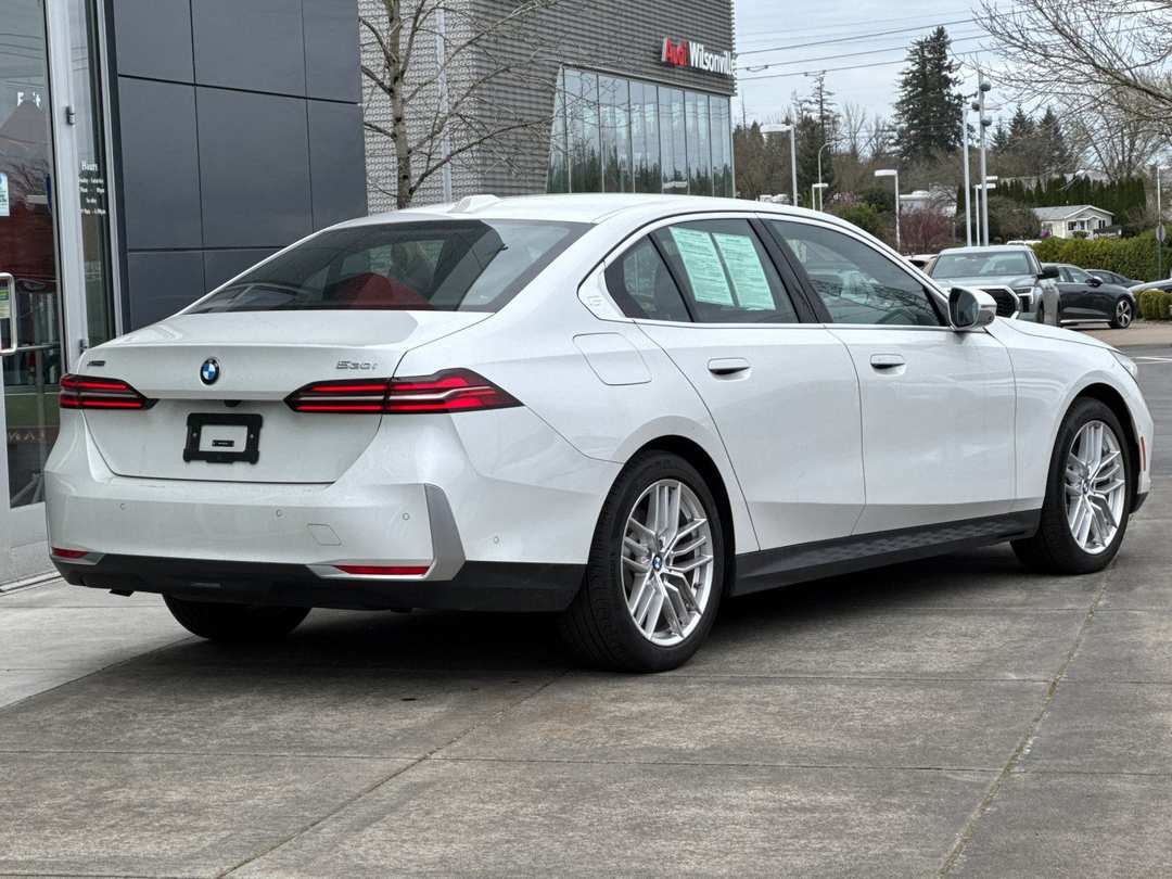 2025 BMW 5 Series 530i xDrive - Image 3