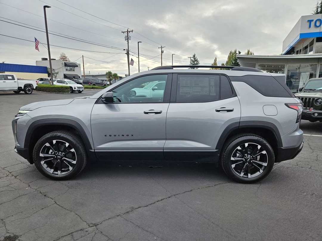 2026 Chevrolet Equinox RS - Image 3