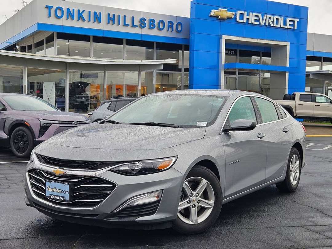 2025 Chevrolet Malibu LS - Image 2