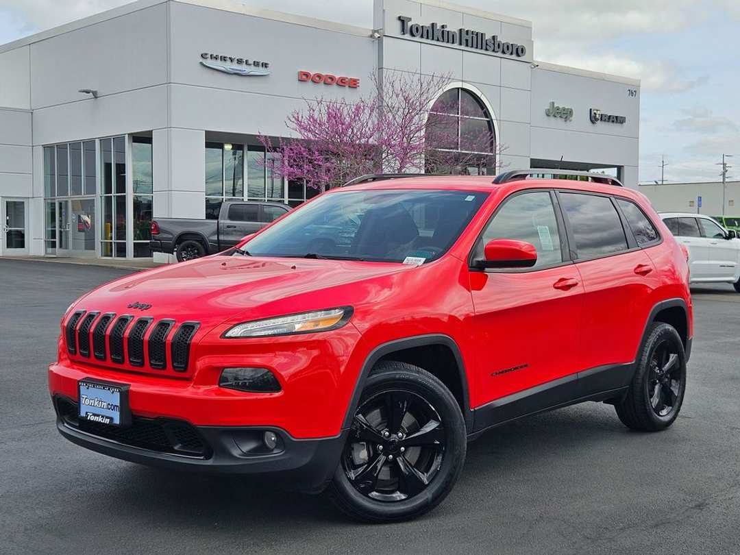 2018 Jeep Cherokee Latitude - Image 2
