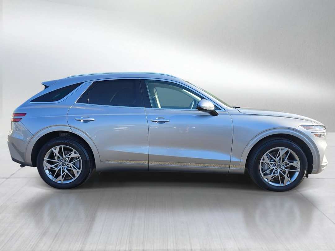 2025 Genesis Gv70 2.5T - Image 2