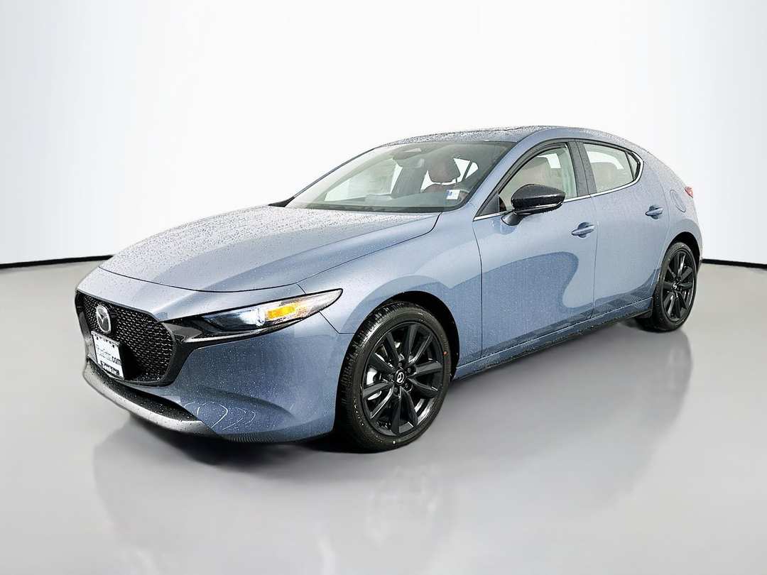 2026 MAZDA Mazda3 2.5 S Carbon Edition - Image 3