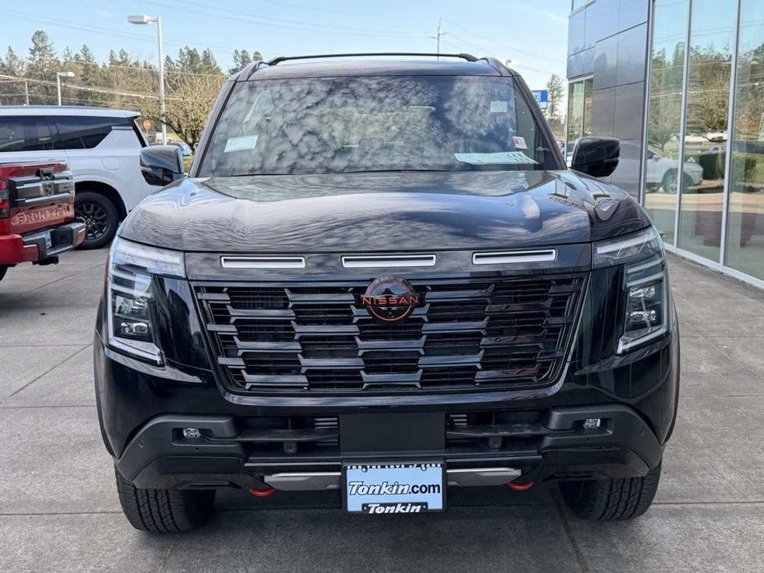 2026 Nissan Armada PRO4X - Image 3