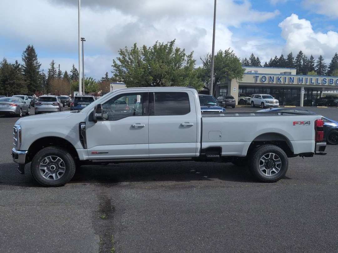 2026 Ford F-350Sd Lariat - Image 2