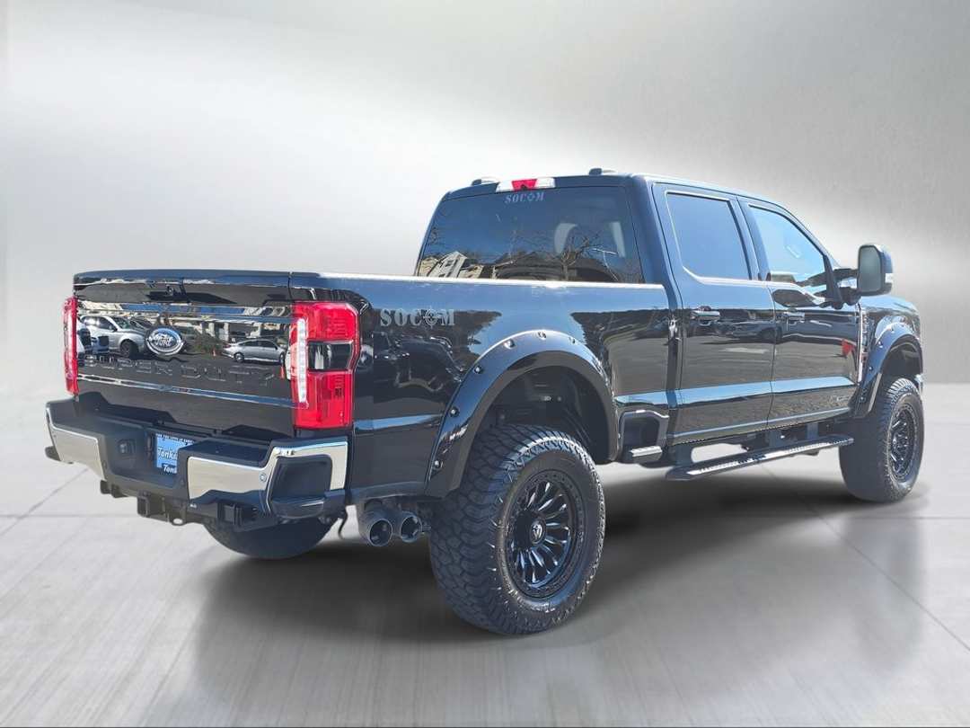 2025 Ford F-350Sd Lariat - Image 3