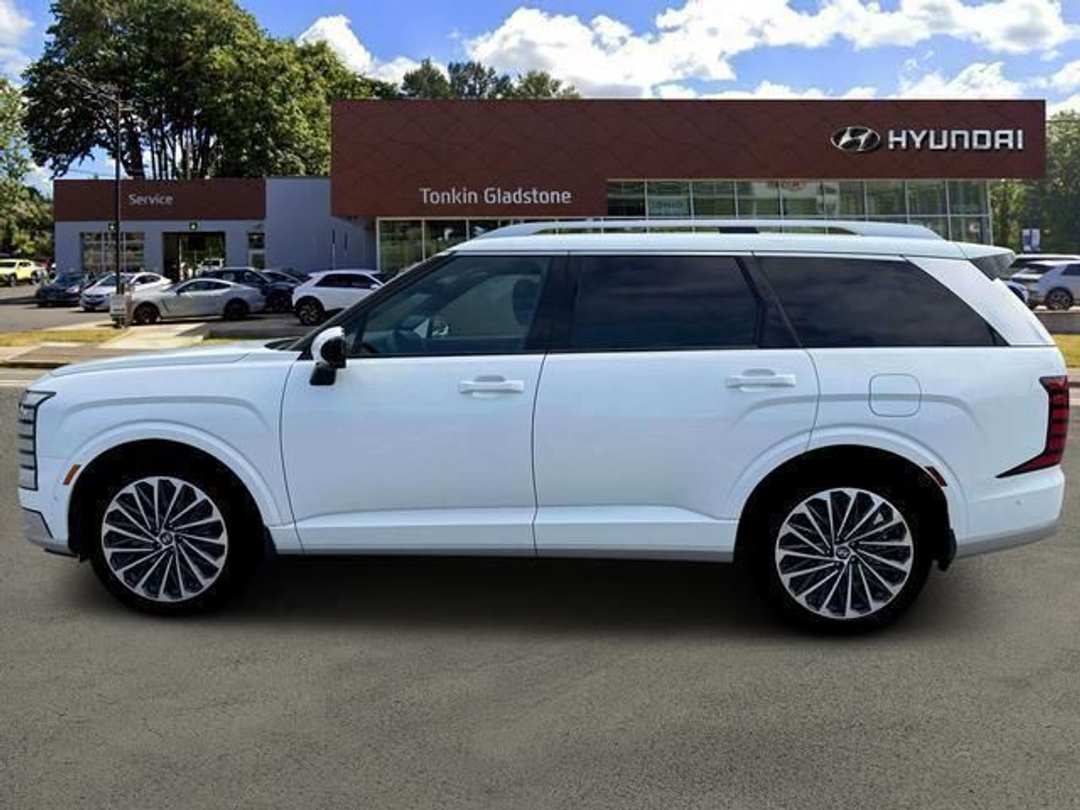 2026 Hyundai Palisade Calligraphy - Image 3