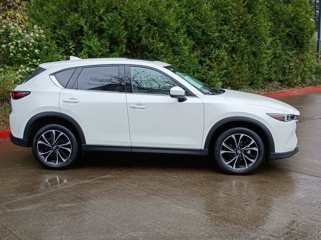 2023 MAZDA CX-5 2.5 S Premium Package - Image 3