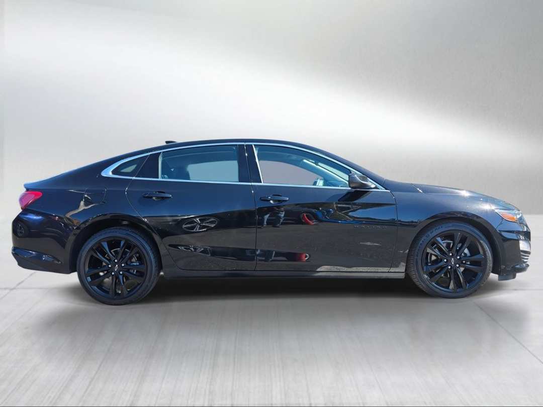 2024 Chevrolet Malibu LT - Image 2