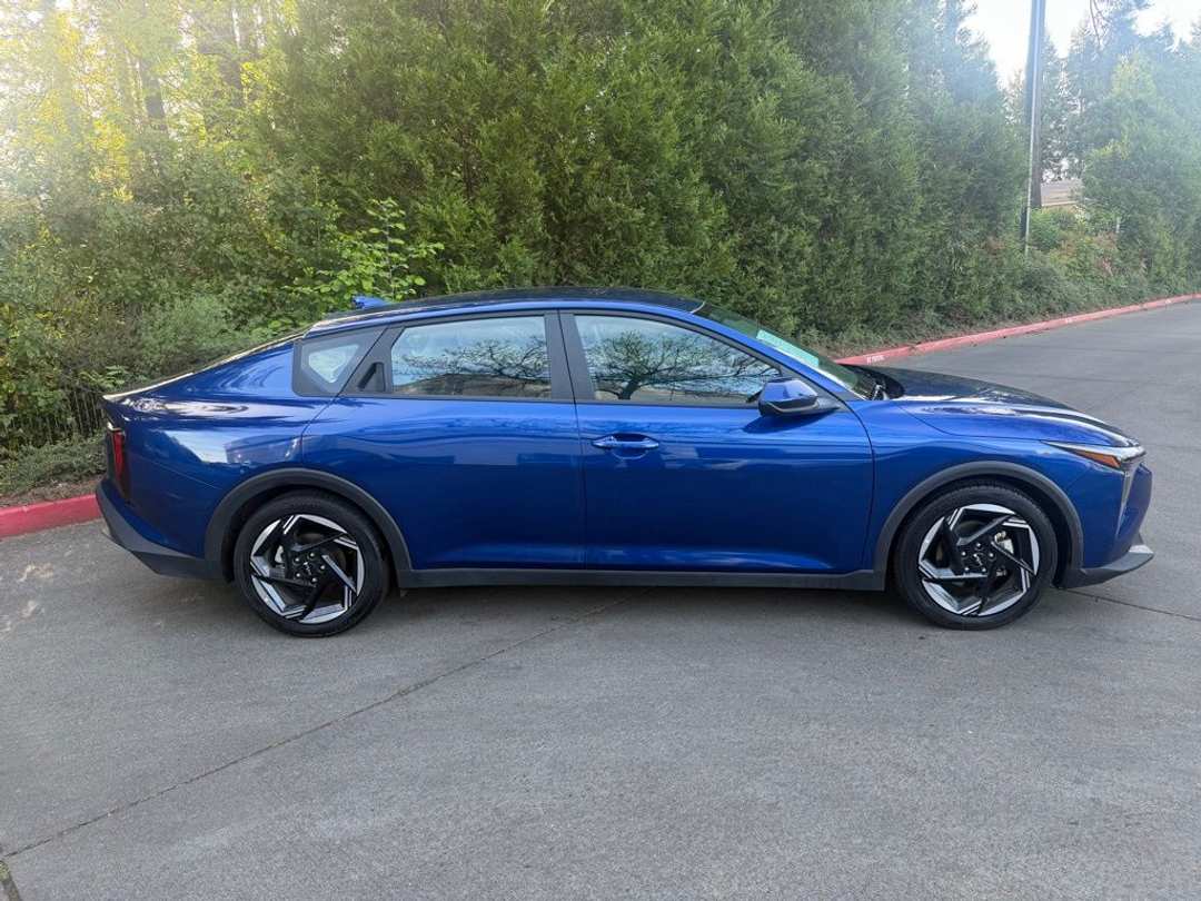 2025 Kia K4 EX - Image 2