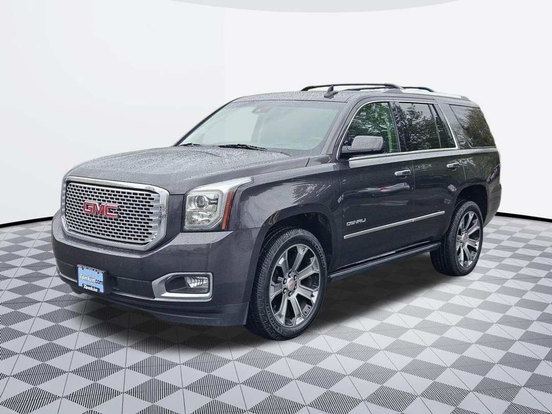 2017 GMC Yukon Denali - Image 2
