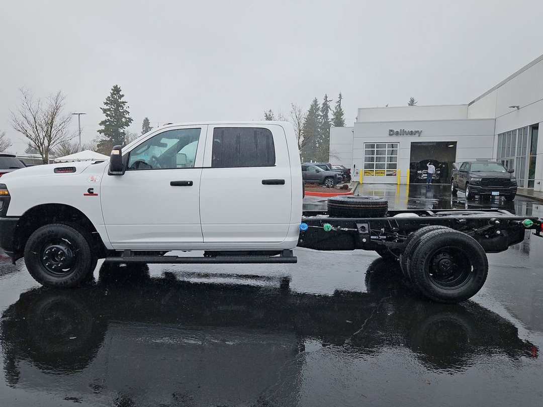 2026 Ram 3500HD Tradesman - Image 3