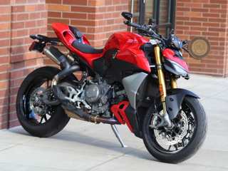 2025 Ducati Streetfighter V2 S