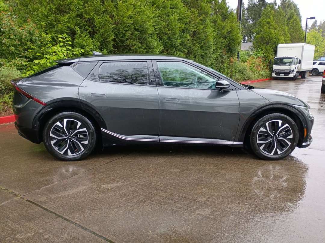 2023 Kia Ev6 Wind - Image 3