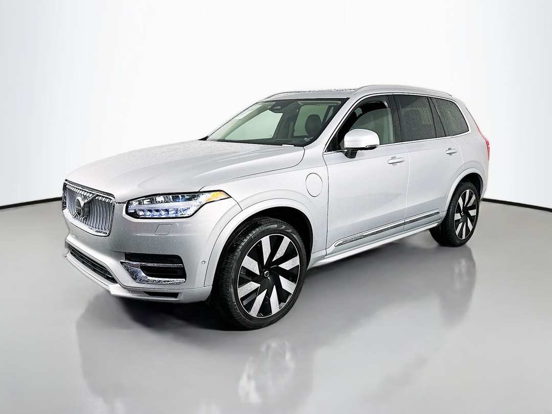 2023 Volvo Xc90 Recharge Ultimate - Image 3