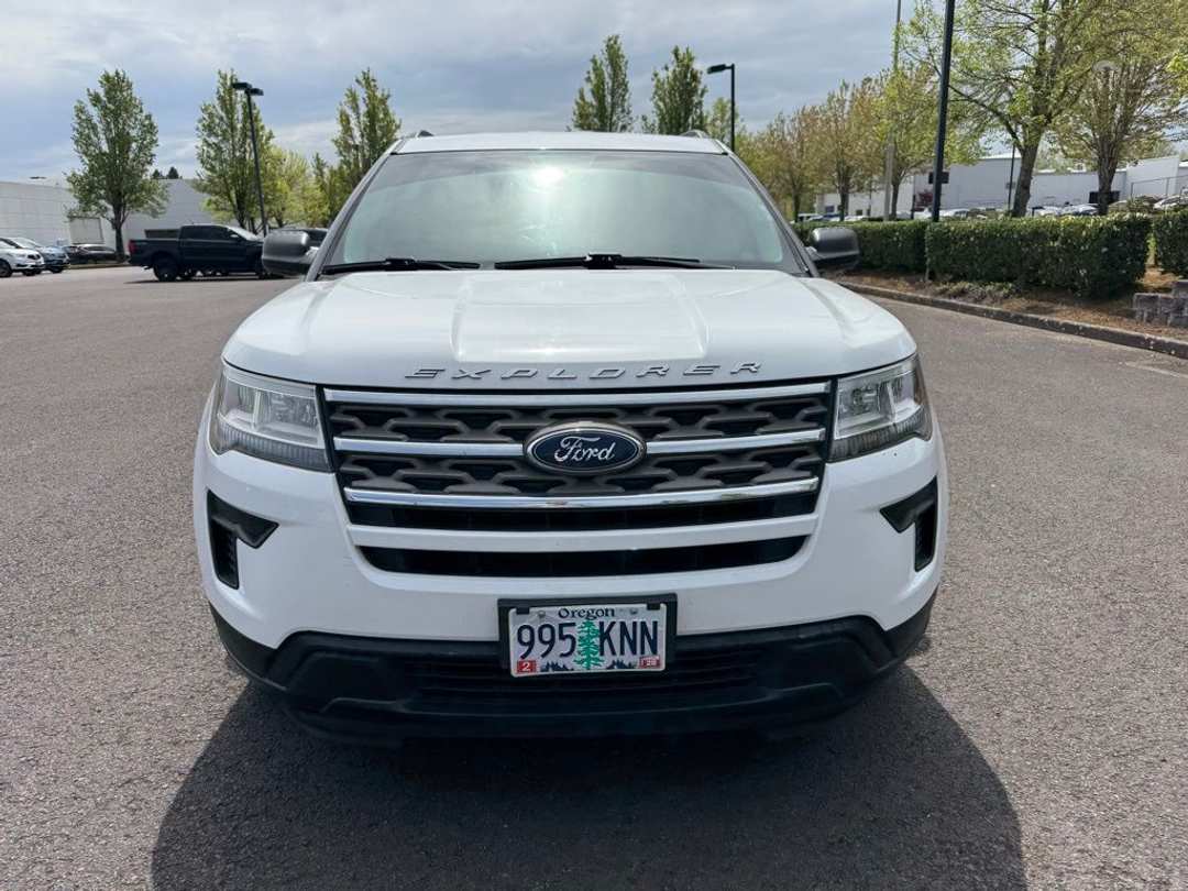 2019 Ford Explorer Base - Image 2