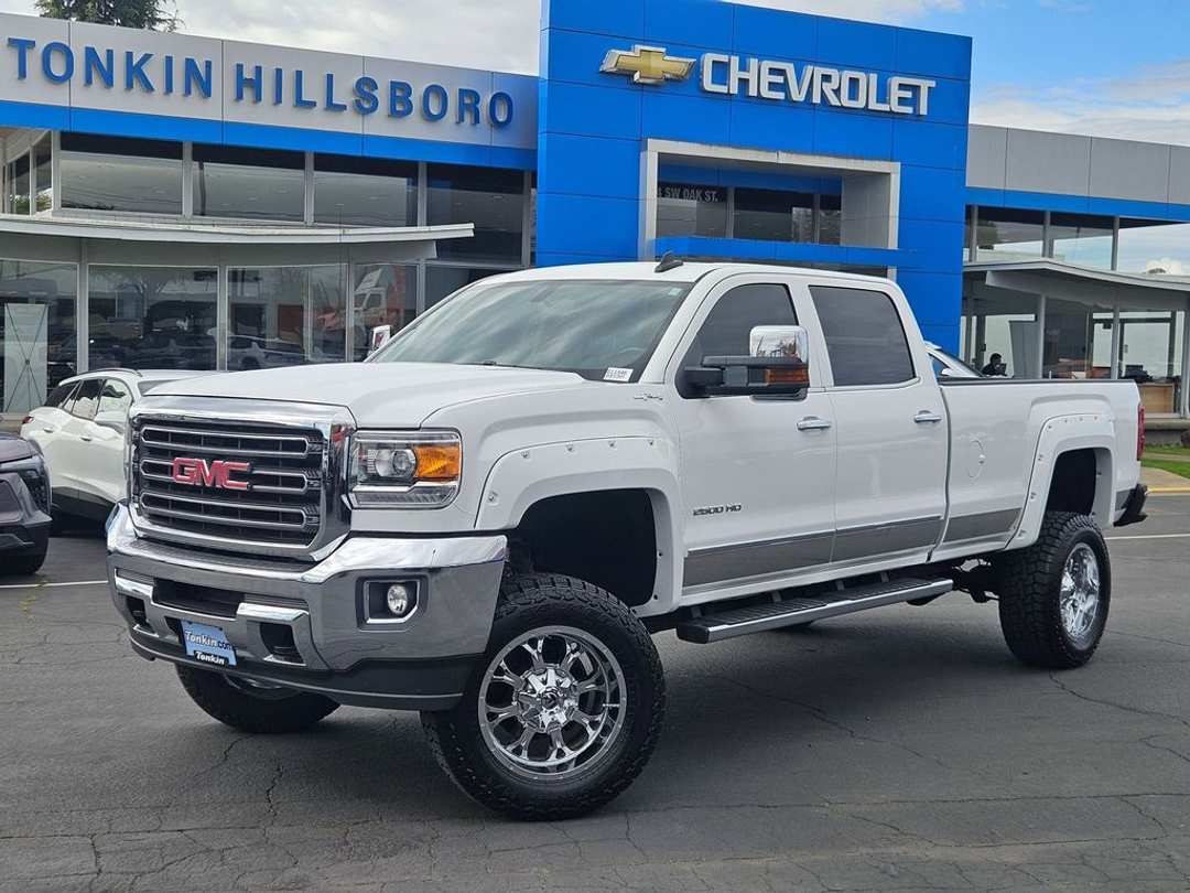 2017 GMC Sierra 2500Hd SLT - Image 2