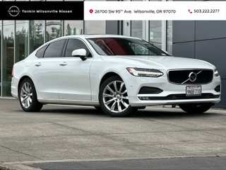 2017 Volvo S90 T6 Momentum