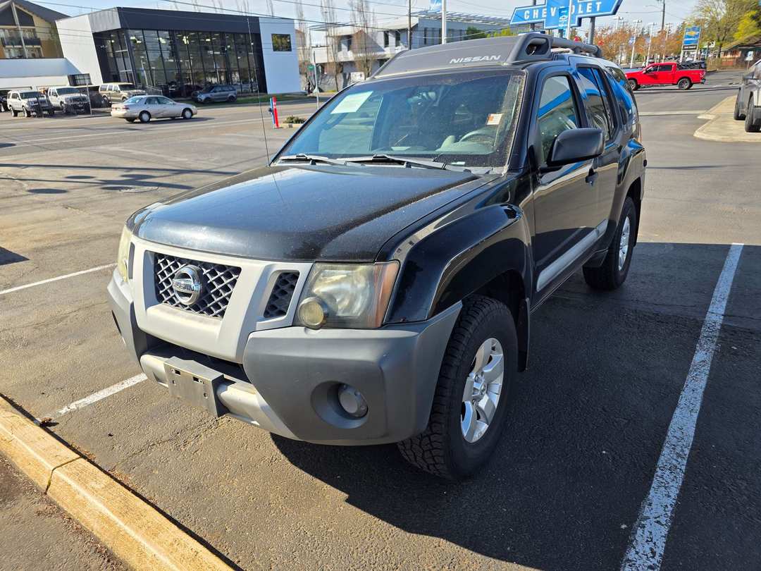 2011 Nissan Xterra S - Image 2