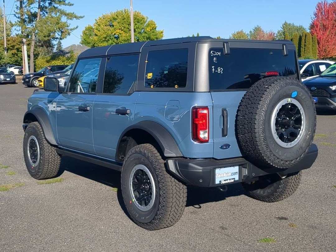 2025 Ford Bronco Big Bend - Image 3