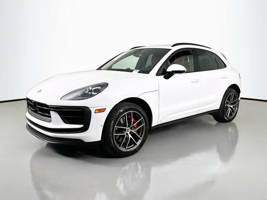 2023 Porsche Macan S - Image 3