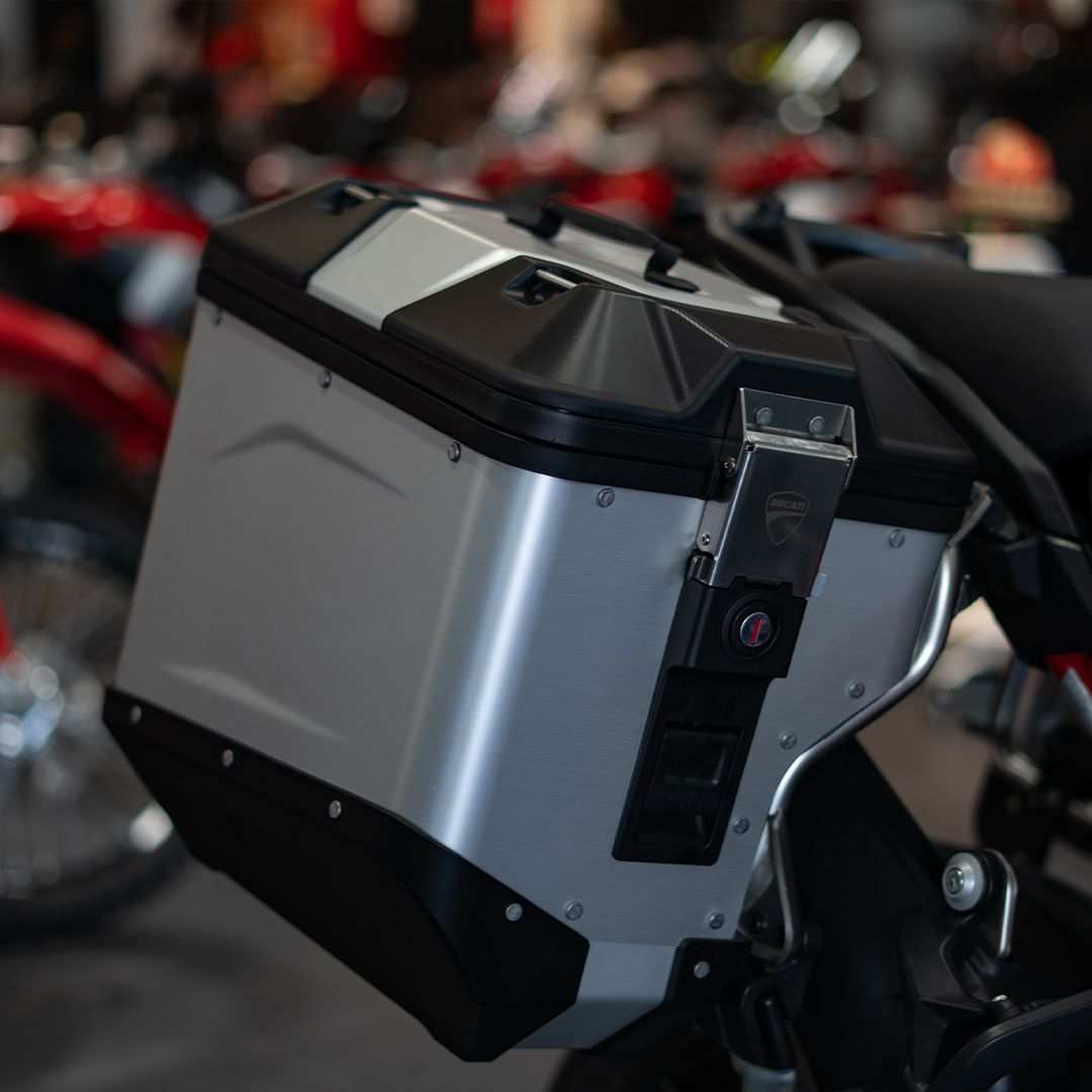 2025 Ducati Multistrada V4 Rally Adventure Travel & Radar - Image 3