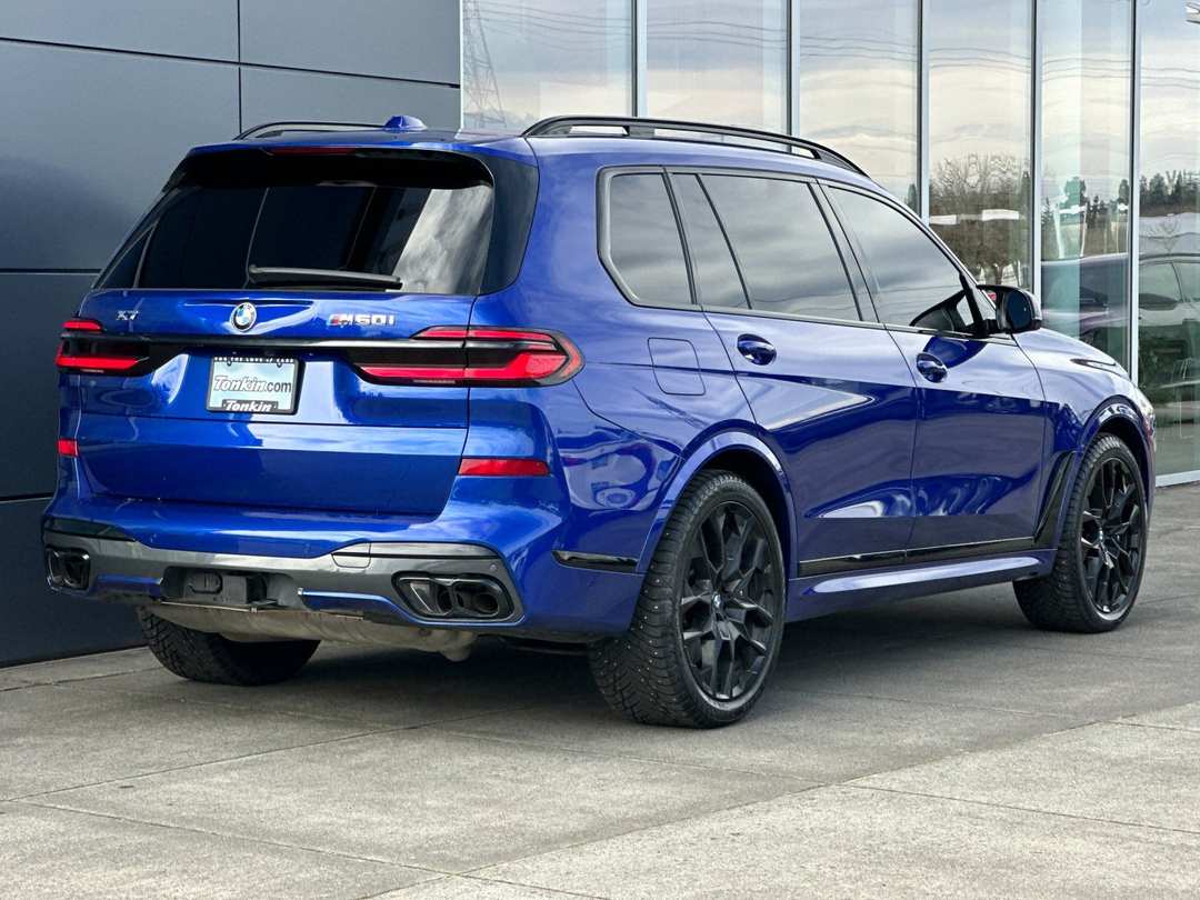 2025 BMW X7 M60i - Image 3