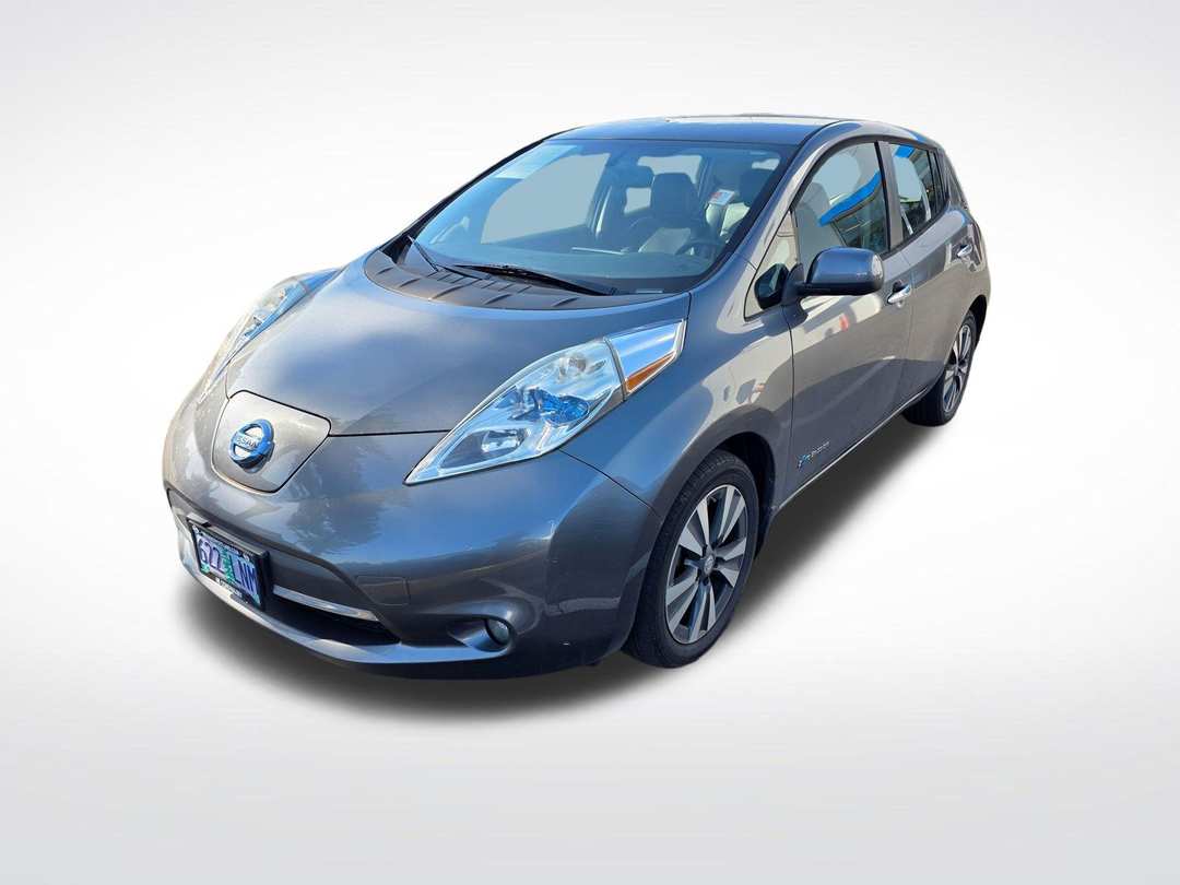 2016 Nissan LEAF SL - Image 2