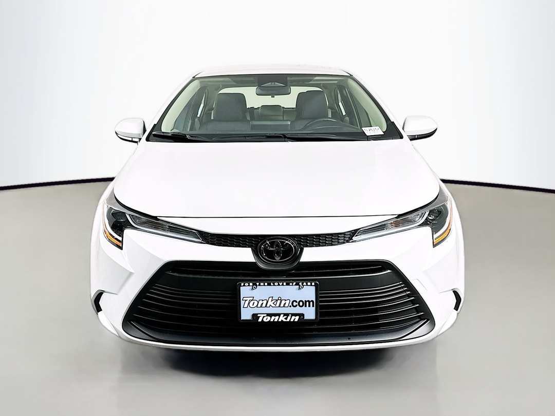 2026 Toyota Corolla LE - Image 2
