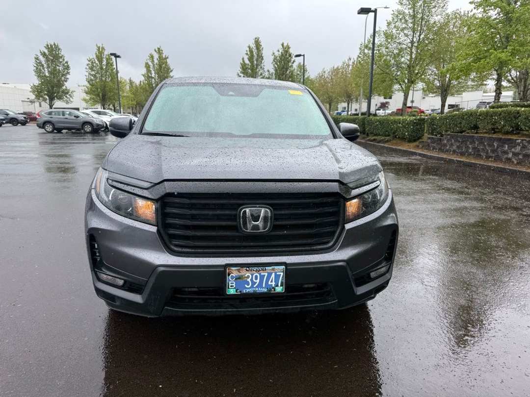 2022 Honda Ridgeline RTL - Image 2