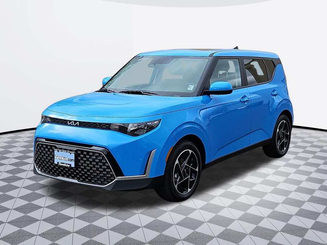 2025 Kia Soul EX - Image 2