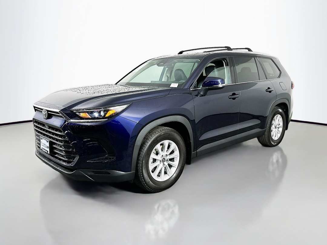 2026 Toyota Grand Highlander XLE - Image 3